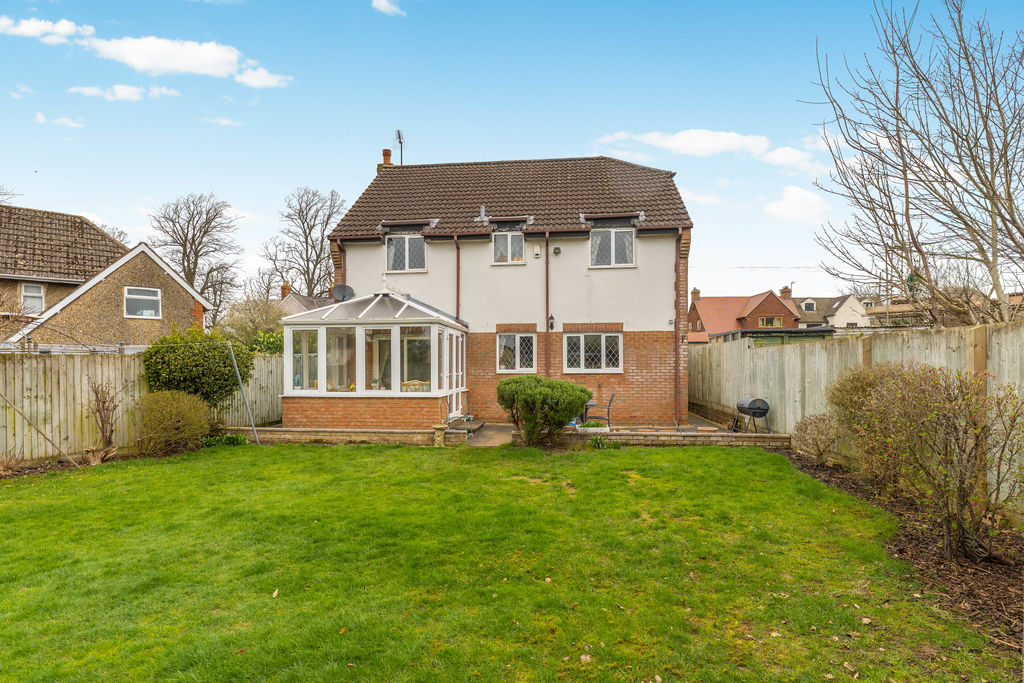 Astrop Gardens Kings Sutton